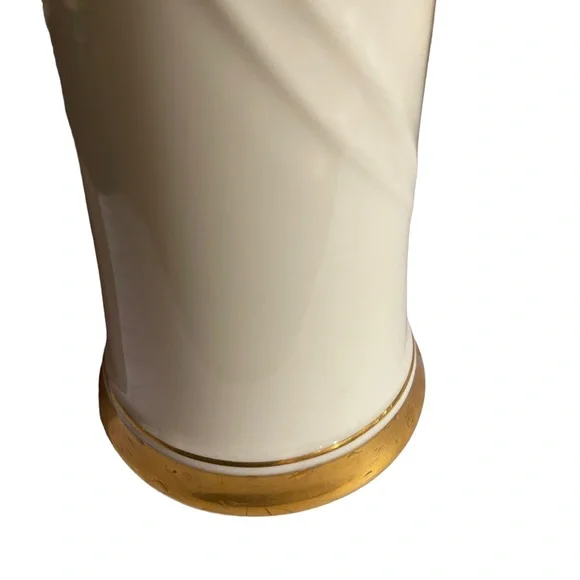 YSL Vase - Picture 5 of 6